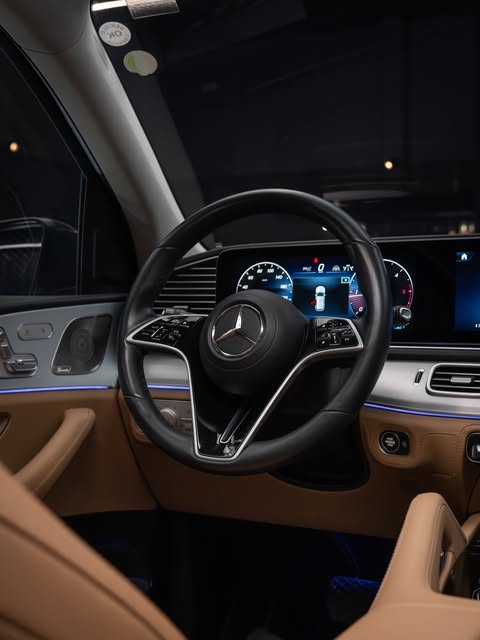 MERCEDES-BENZ GLE 450D - Imagem 5