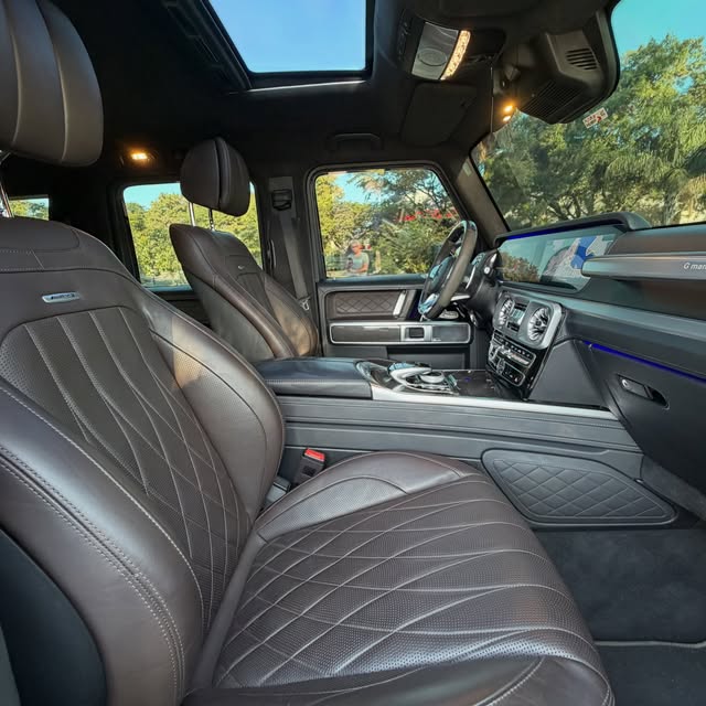 MERCEDES-BENZ G 63 AMG - Imagem 10