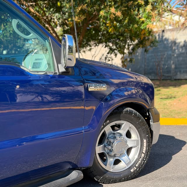 FORD F-250 XLT-L - Imagem 4