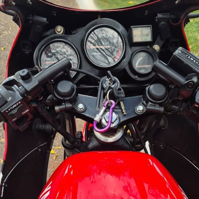YAMAHA RD 350 - Imagem 2
