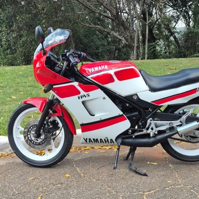 YAMAHA RD 350 - Imagem 4