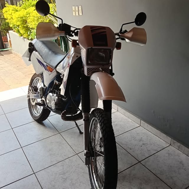 YAMAHA DT 200 - Imagem 2