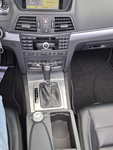 MERCEDES-BENZ E 350 CABRIOLET - Imagem 11