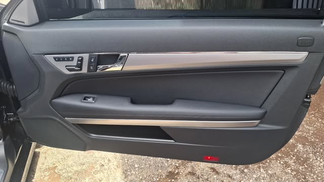 MERCEDES-BENZ E 350 CABRIOLET - Imagem 14