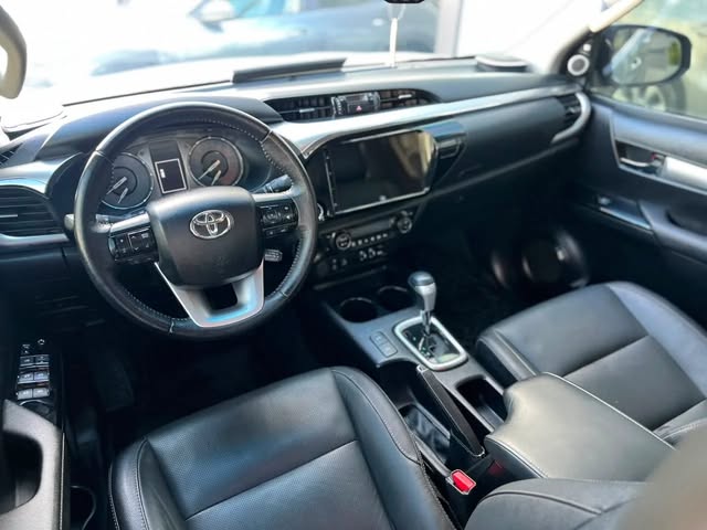 TOYOTA HILUX SRX - Imagem 7