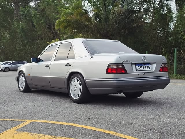 MERCEDES-BENZ E 320 - Imagem 4