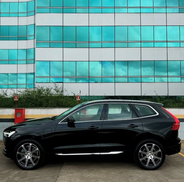 VOLVO XC60 INSCRIPTION T8 - Imagem 5