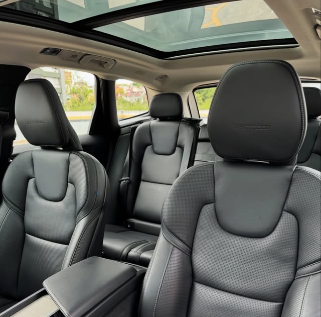 VOLVO XC60 INSCRIPTION T8 - Imagem 10