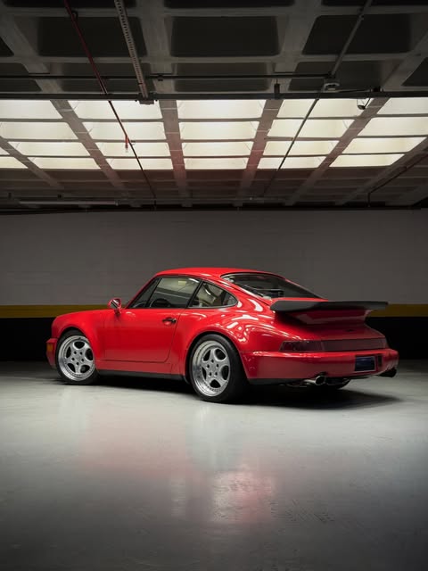 PORSCHE 911 TURBO 3.3 - Imagem 2