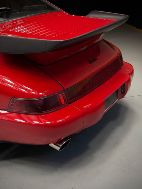 PORSCHE 911 TURBO 3.3 - Imagem 14