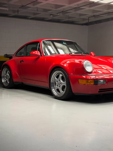 PORSCHE 911 TURBO 3.3 - Imagem 5