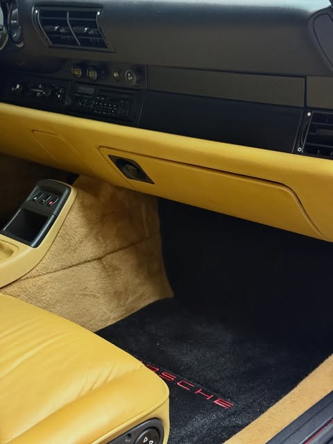 PORSCHE 911 TURBO 3.3 - Imagem 10