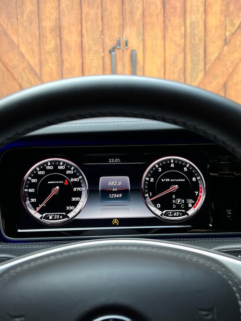 MERCEDES-BENZ S 63 AMG AMG - Imagem 19