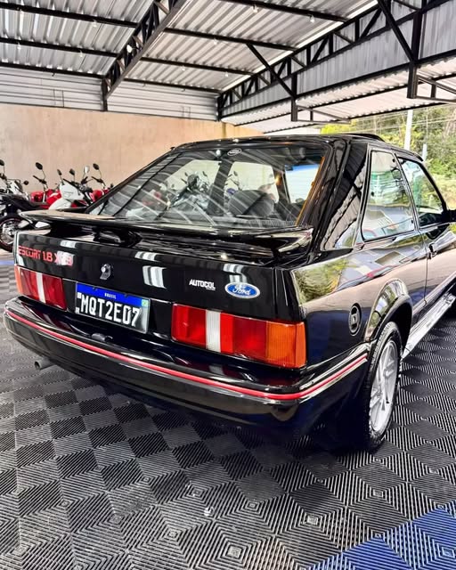 FORD ESCORT XR3 - Imagem 3
