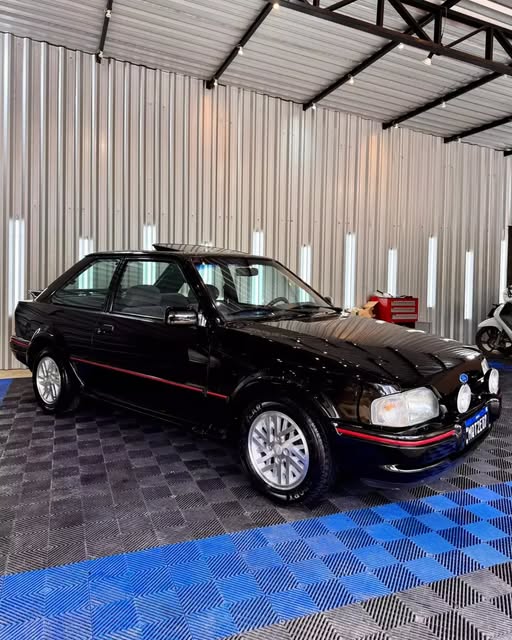 FORD ESCORT XR3 - Imagem 6