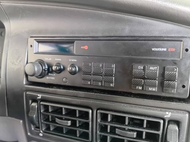 VOLKSWAGEN SANTANA - Imagem 16