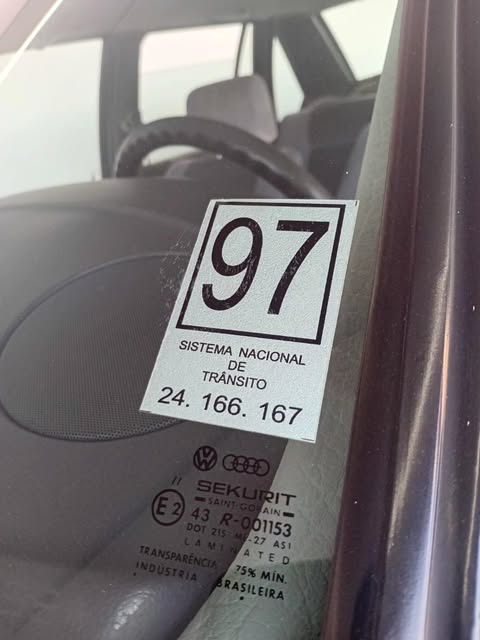 VOLKSWAGEN SANTANA - Imagem 17