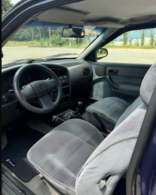 VOLKSWAGEN LOGUS - Imagem 2