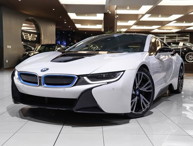 BMW I8 - Imagem 2