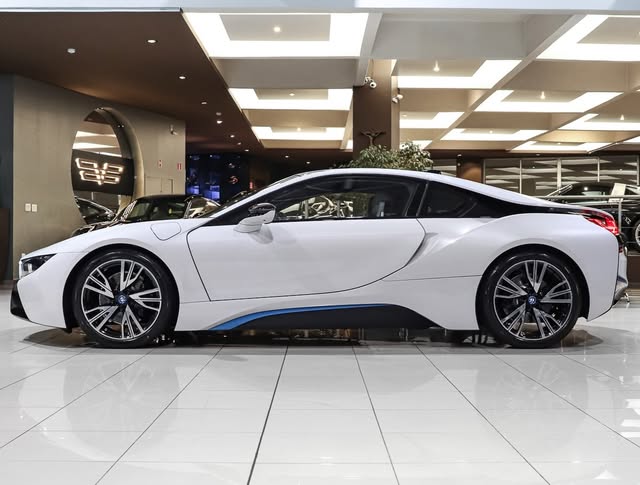 BMW I8 - Imagem 3