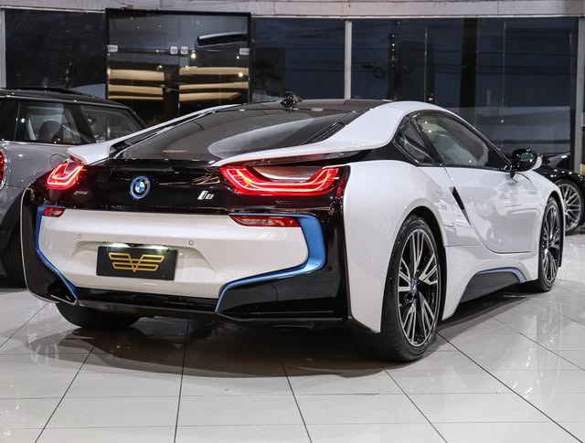 BMW I8 - Imagem 4