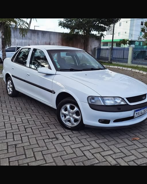 CHEVROLET VECTRA GLS 2.0 8V - Imagem 8