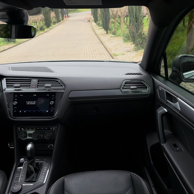 VOLKSWAGEN TIGUAN R-LINE 350TSI - Imagem 10