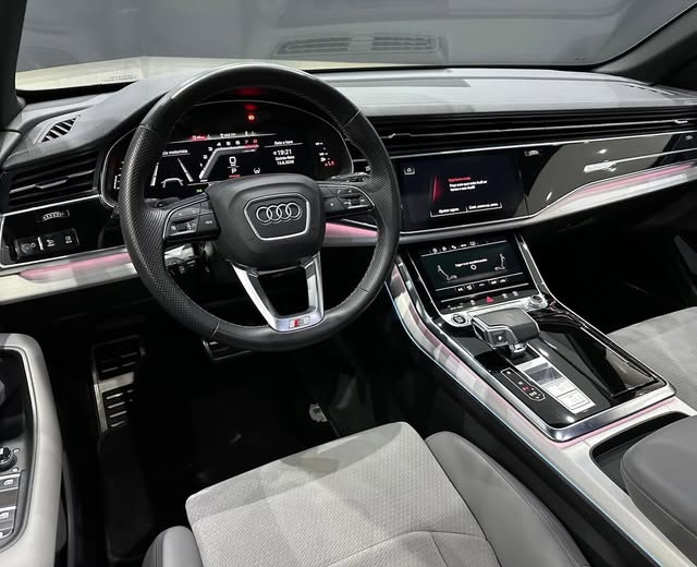 AUDI Q8 3.0 TFSI PERFORMANCE BLACK QUATTRO TIPTRONIC - Imagem 6