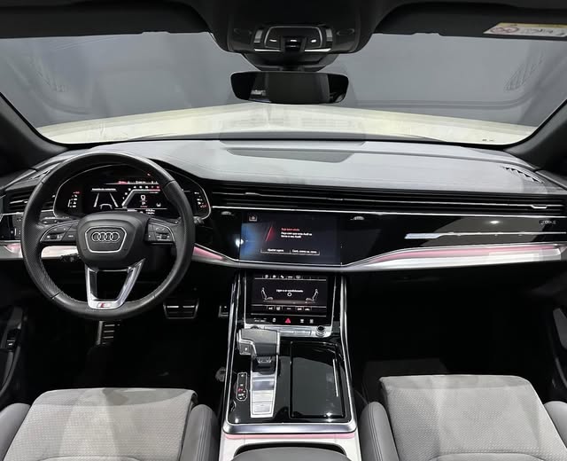 AUDI Q8 3.0 TFSI PERFORMANCE BLACK QUATTRO TIPTRONIC - Imagem 8