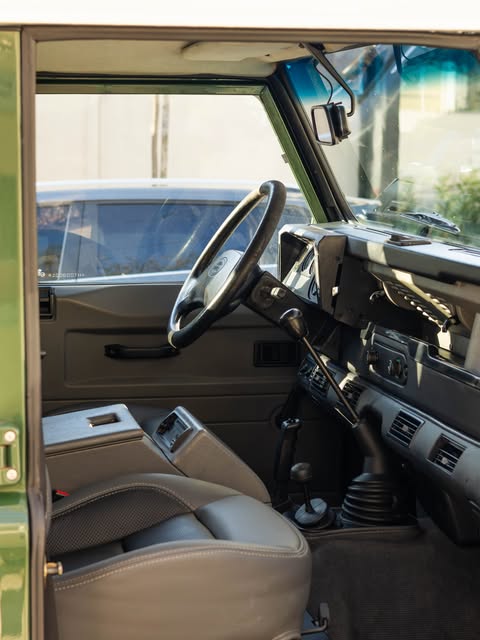 LAND ROVER DEFENDER 110 CSW - Imagem 4