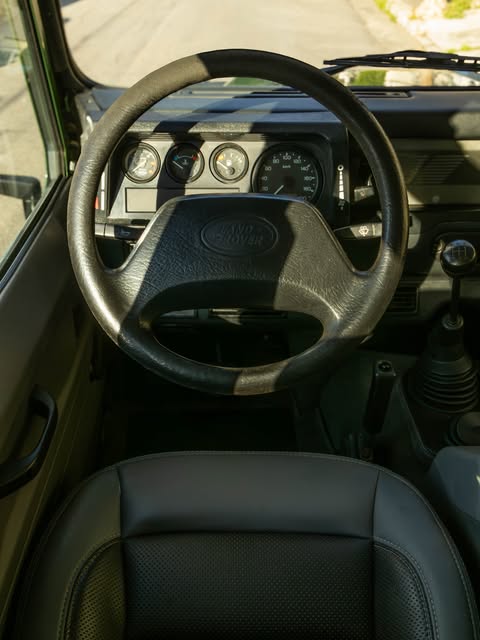 LAND ROVER DEFENDER 110 CSW - Imagem 5