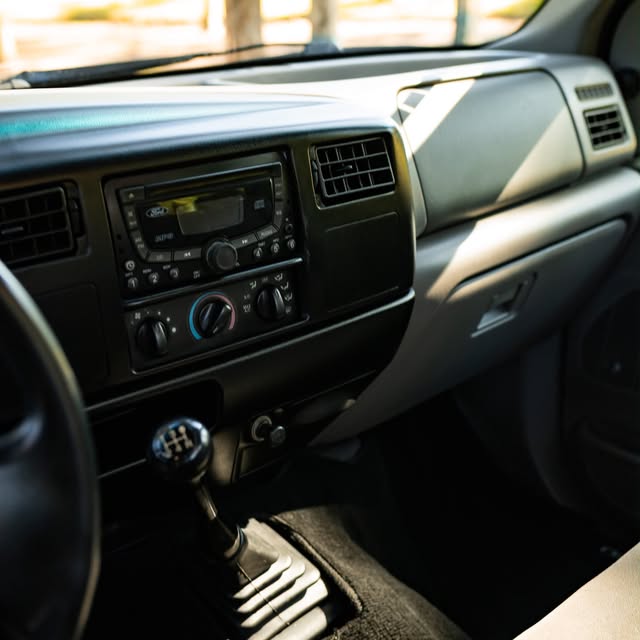 FORD F-250 XLT-L - Imagem 14
