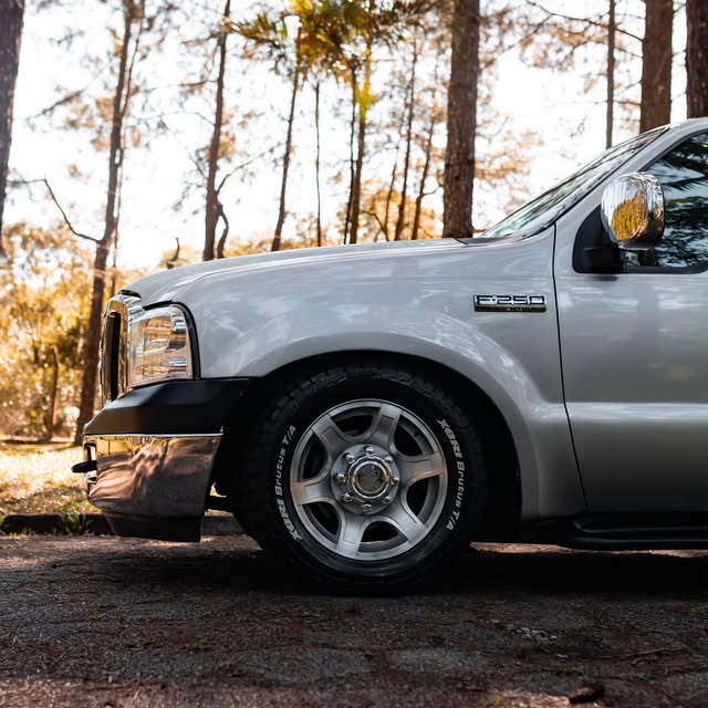 FORD F-250 XLT-L - Imagem 6