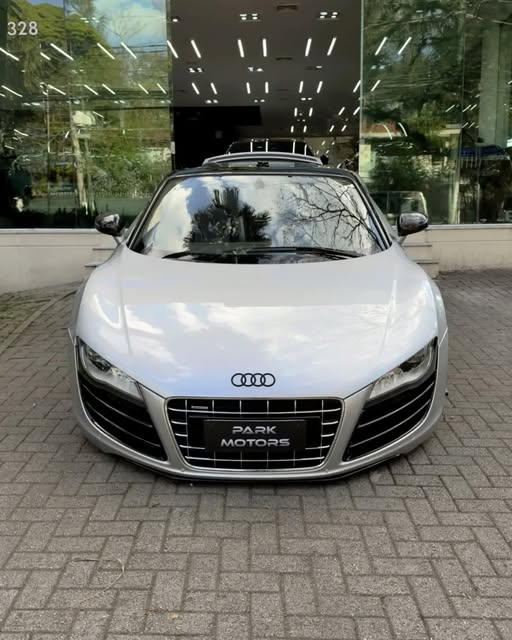 AUDI R8 SPYDER - Imagem 3