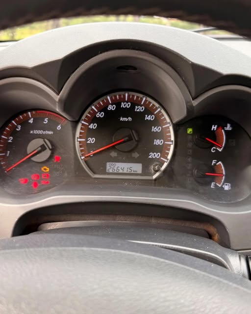 TOYOTA HILUX SRV - Imagem 5