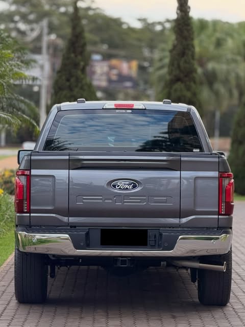 FORD F-150 LARIAT - Imagem 6