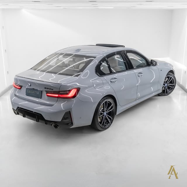 BMW 330E M SPORT - Imagem 18