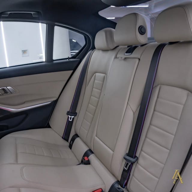 BMW 330E M SPORT - Imagem 7