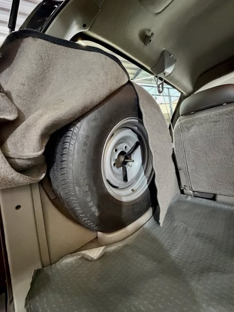 CHEVROLET SUBURBAN - Imagem 12