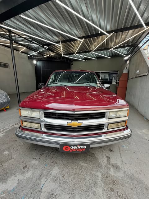 CHEVROLET SUBURBAN - Imagem 7