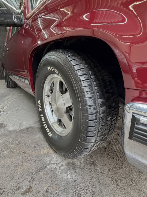CHEVROLET SUBURBAN - Imagem 9