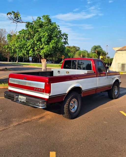 FORD F-1000 - Imagem 3