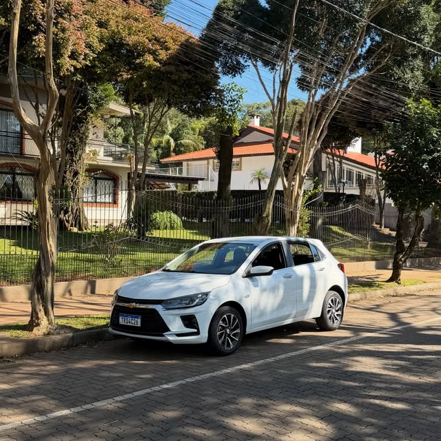 CHEVROLET ONIX HATCH PREMIER 1.0 TURBO - Imagem 9
