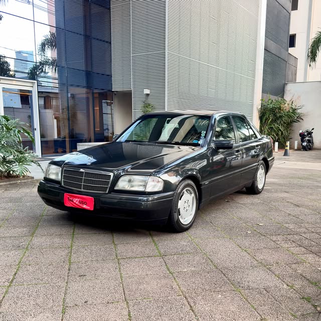 MERCEDES-BENZ C 220 SPORT - Imagem 1