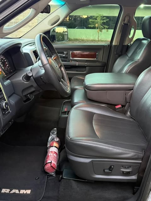 RAM 2500 LARAMIE - Imagem 6