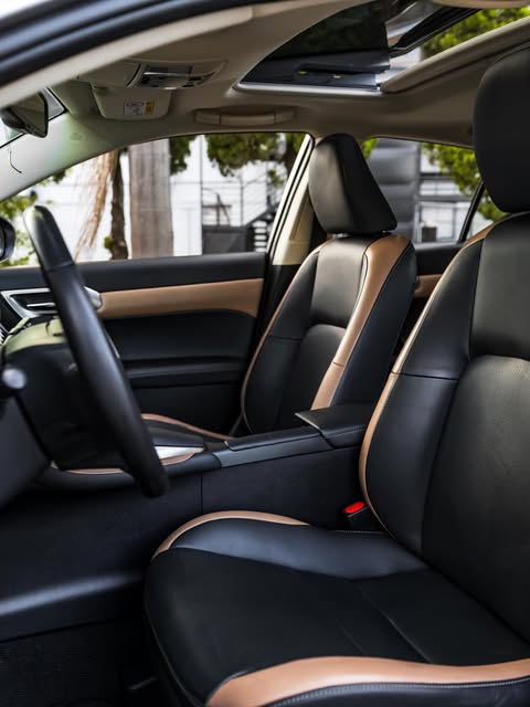 LEXUS CT 200H LUXURY - Imagem 8