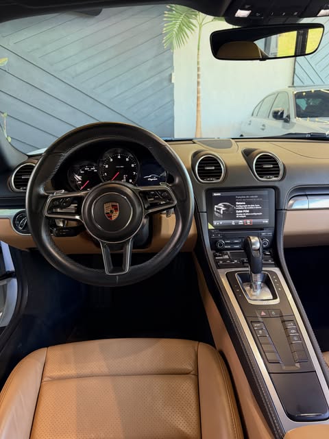 PORSCHE 718 CAYMAN PDK - Imagem 4