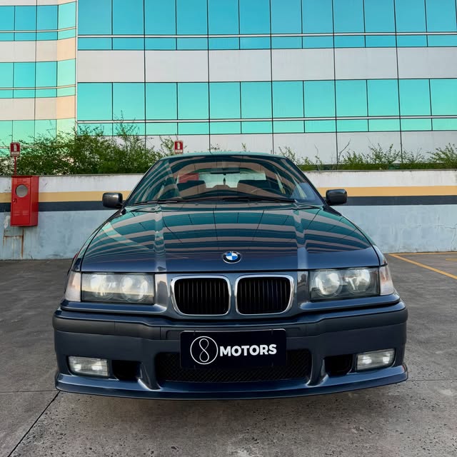 BMW 328I - Imagem 2