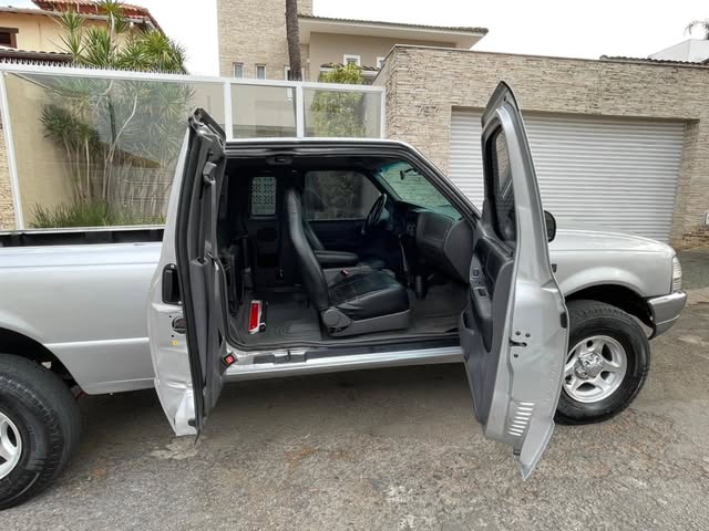 FORD RANGER XLT SUPERCAB - Imagem 12
