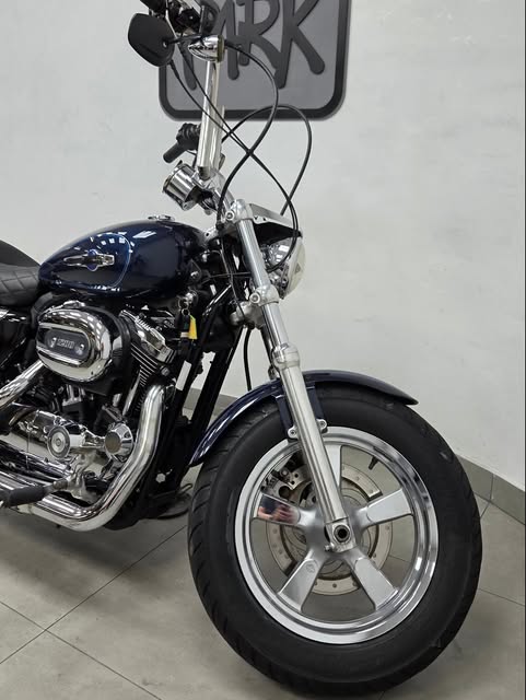 HARLEY-DAVIDSON XL1200 CUSTOM - Imagem 4